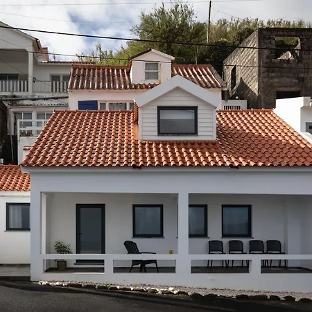 Casinha Da Praia - Beachside Retreat Almoxarife Praia do Almoxarife Exterior photo